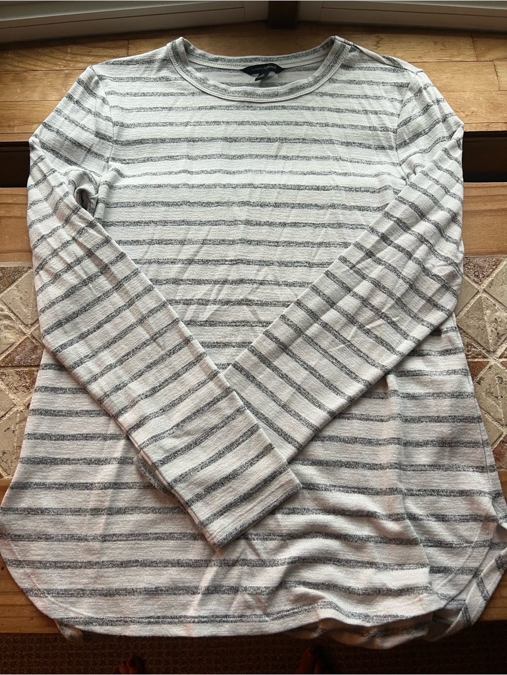 Banana Republic Black/white Striped Round Neck Stretch Knit T-Shirt W -M # 458